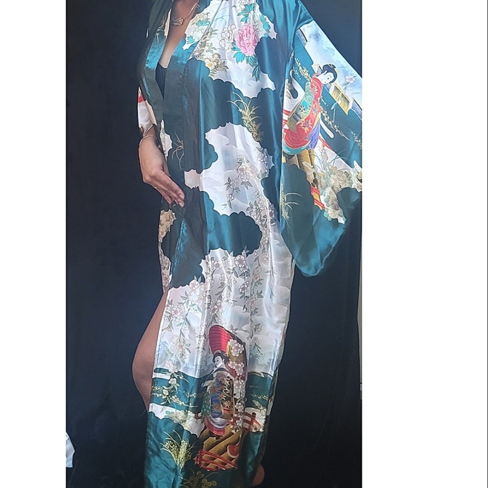 Silky Kimono